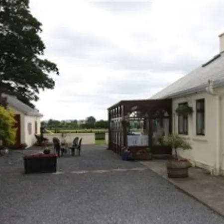 Bed & Breakfast The Ring Farmhouse Birr