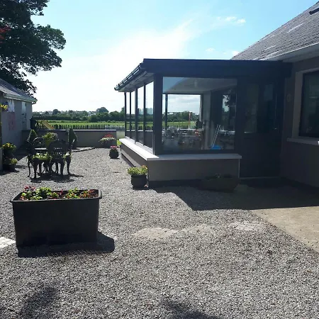 The Ring Farmhouse Bed & Breakfast